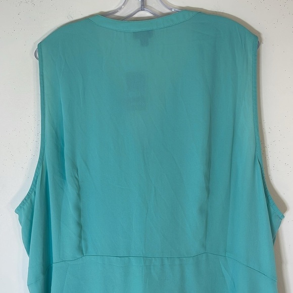 NWT. Torrid 4X Peplum Georgette Button Front Tie-Front Blouse. - Picture 11 of 12